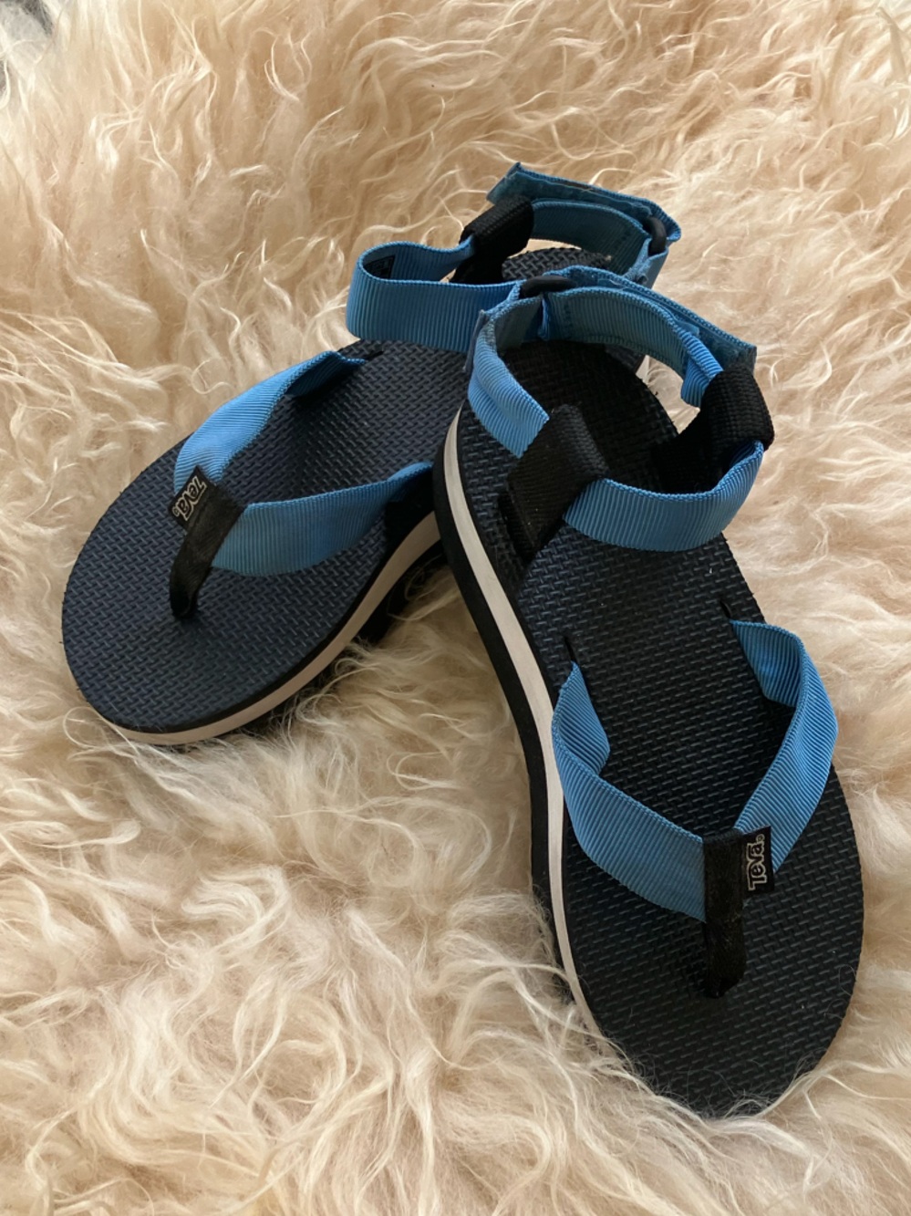 Teva Flatform Universal in Blue/ Black Sz 6 - Picture 8 of 10